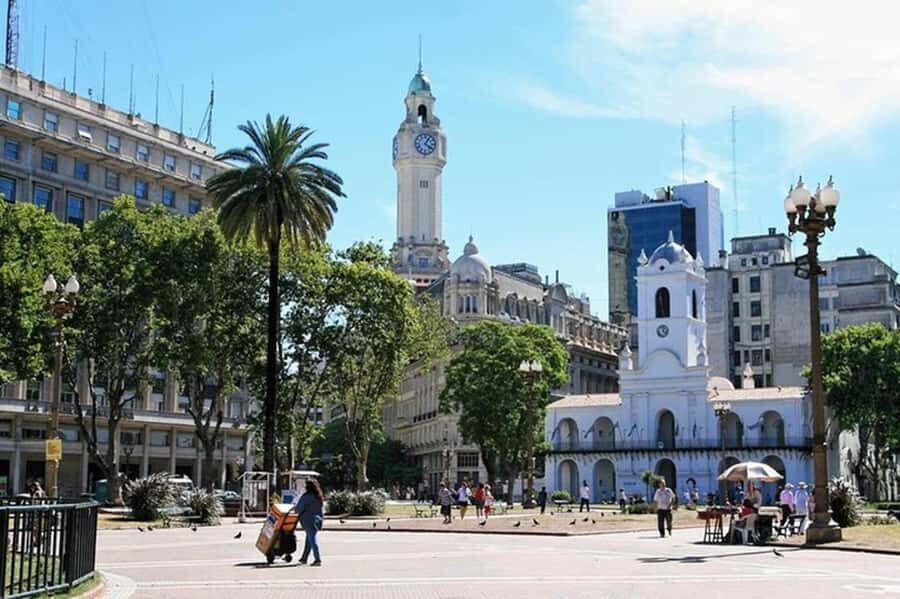 5hs Small Group City Tour of Buenos Aires with Street Food - Pickup and drop-off: a big part of the value