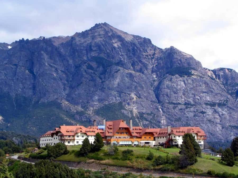 Bariloche: Circuito Chico and Cerro Catedral - Nahuel Huapi Lake Drive: Exequiel Bustillo Avenue as Your Warm-Up