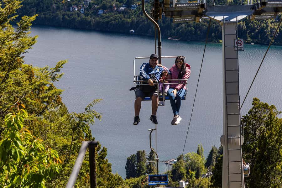 Bariloche: Circuito Chico, iconic postcards of Bariloche in a single tour - Puerto Pañuelo: Starting Point for Lake Excursions