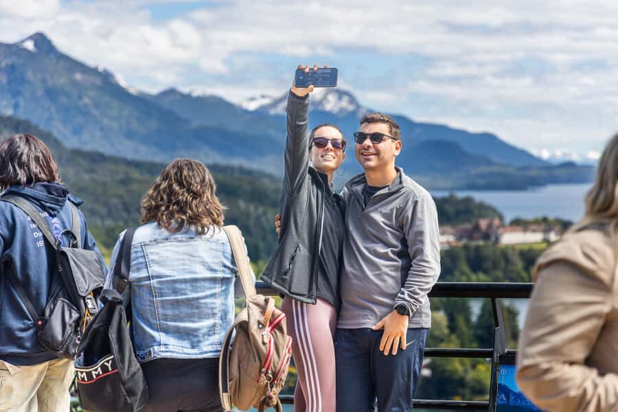 Bariloche: Circuito Chico, iconic postcards of Bariloche in a single tour - Panoramic Point and the Lake Moreno + Andes Angle