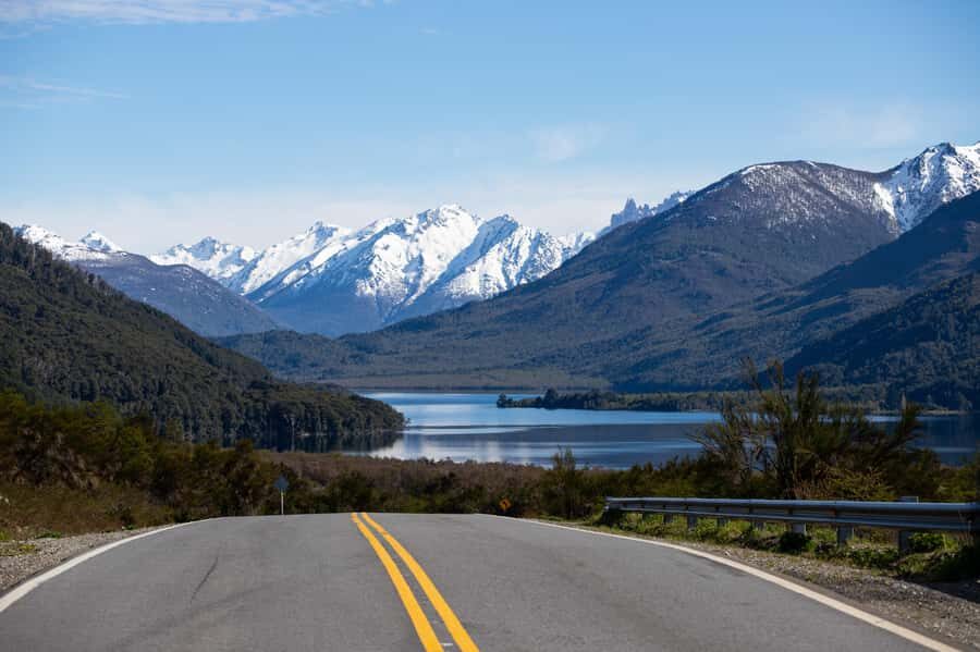 Bariloche: Full-Day El Bolsón and Puelo Lake Tour - Key things you’ll notice on this Bariloche–El Bolsón–Puelo Lake day