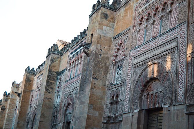 Best of Cordoba Guided Tour - Caliphal Baths and Alcázar Surroundings: Power, Hygiene, and Patio Vibes