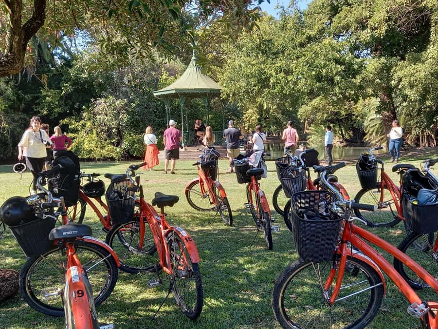 Bike Tour: Buenos Aires to the North - Palermo’s green break: Rosedal, Bosques de Palermo, and Palermo Chico