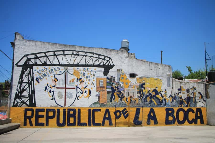 Boca tour: Tango, Soccer, Art and Immigration - The old port start: where the neighborhood story begins
