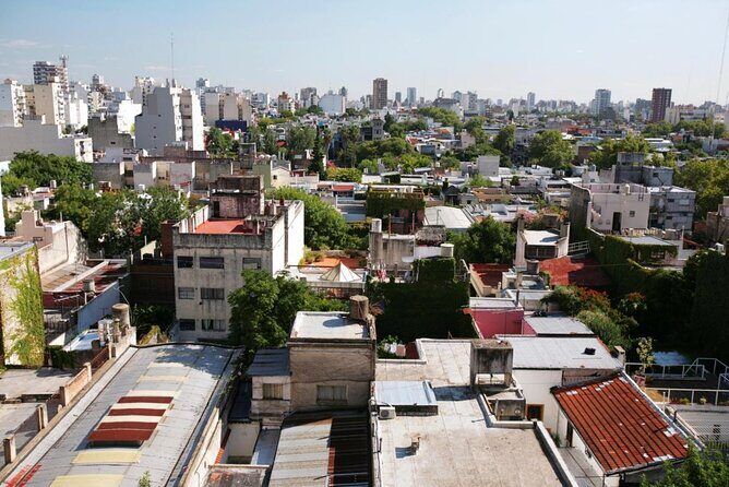 Buenos Aires Bike Tour: North Districts, Recoleta and Palermo - Starting in San Telmo: safety briefing, beach cruiser bikes, and first impressions