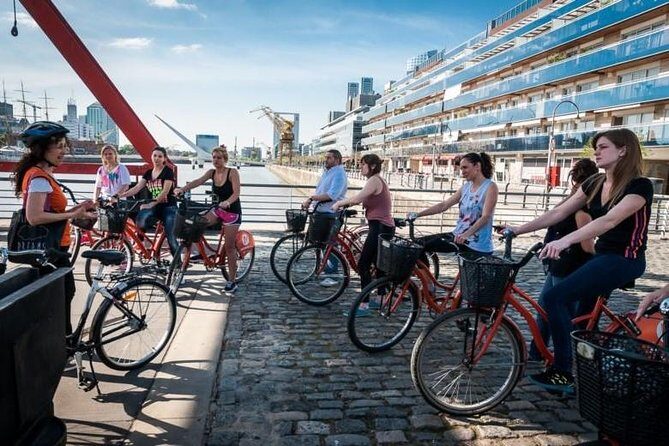 Buenos Aires Bike Tour: San Telmo and La Boca Districts - Meeting point and setup: helmet first, then you roll