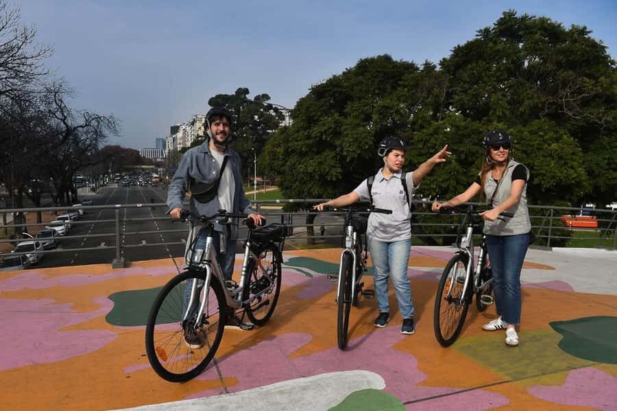 Buenos Aires: E-Bike Tour in the North Circuit of Buenos Aires - Floralis Genérica and the Planetario area: iconic stops at bike speed