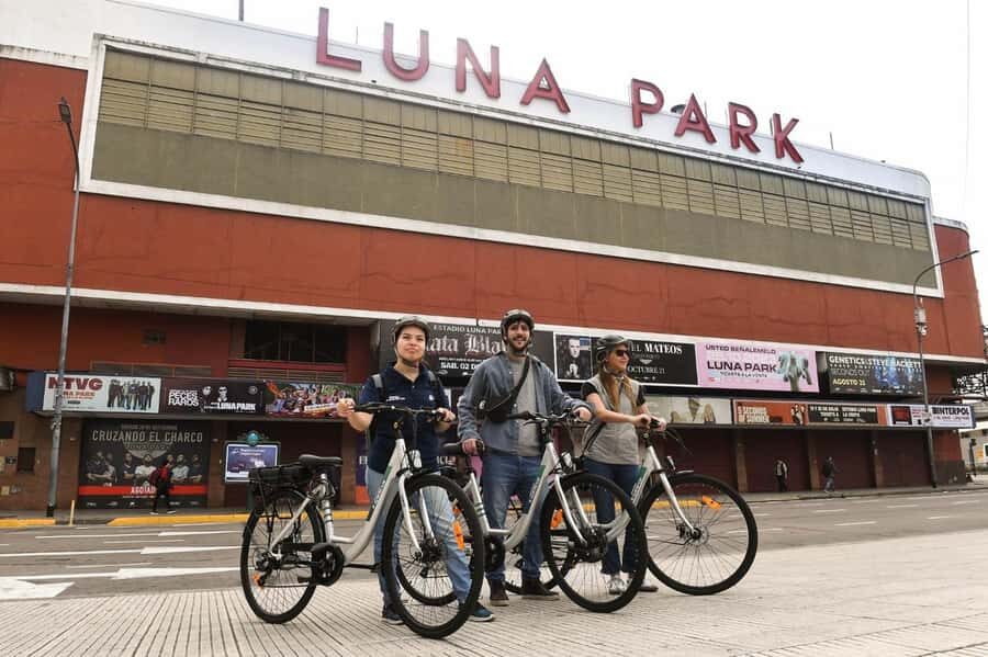 Buenos Aires: E-Bike Tour in the North Circuit of Buenos Aires - Recoleta Cemetery and Teatro Colón: culture stops that anchor the afternoon