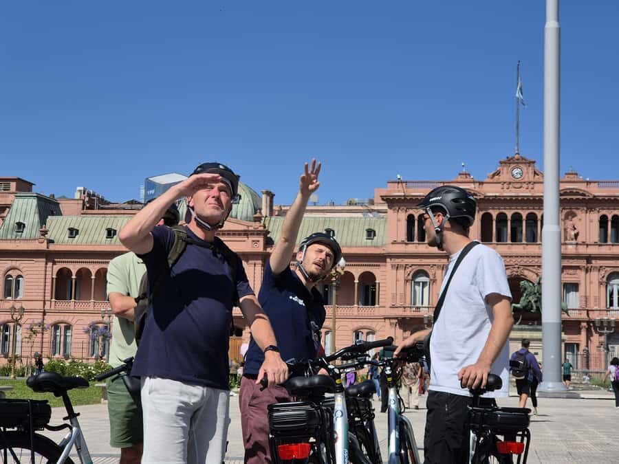 Buenos Aires: E-Bike Tour in the South Circuit of Buenos Aires - Plaza de Mayo to San Telmo: classic squares and old-streets texture