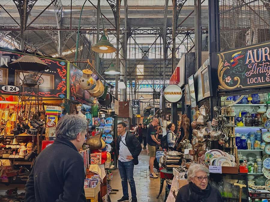 Buenos Aires Fairs: San Telmo & Mataderos Cultural Tour - Mataderos Fair: gaucho-themed stalls, folk music, and classic food chances