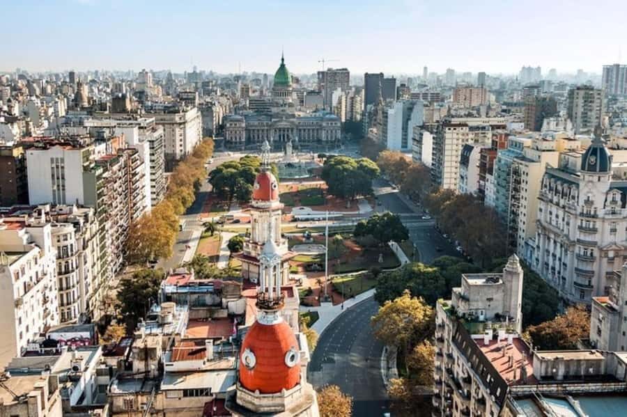 Buenos Aires: Montserrat, San Telmo, La Boca, and Puerto … - Montserrat: Plaza de Mayo and Avenida de Mayo, starting at the Catedral