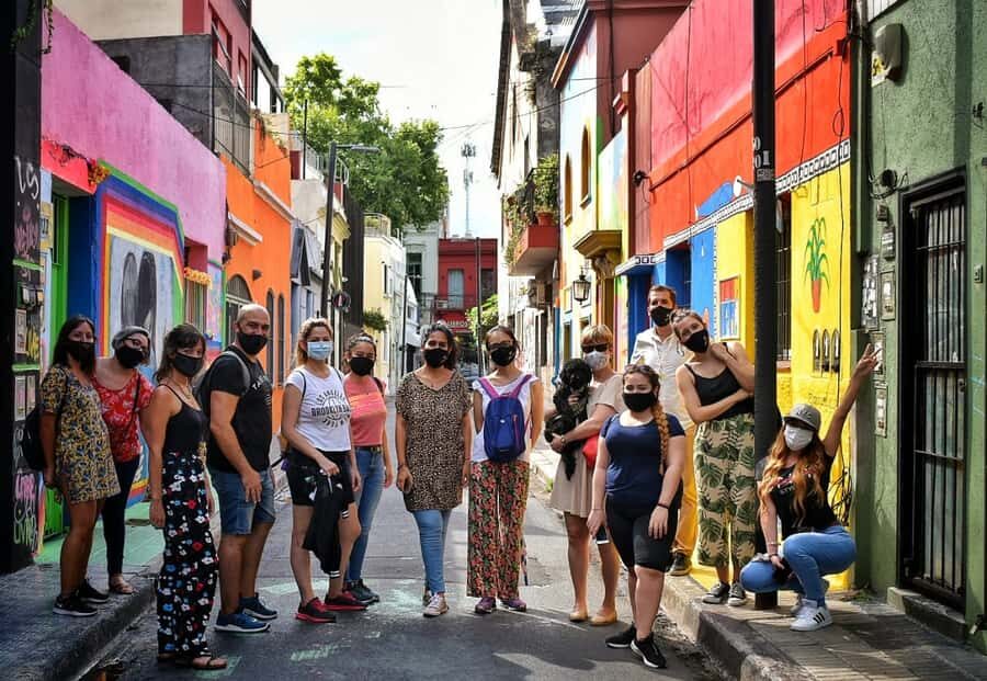 Buenos Aires: Palermo Soho Guided Walking Tour - Getting oriented at the Garibaldi monument