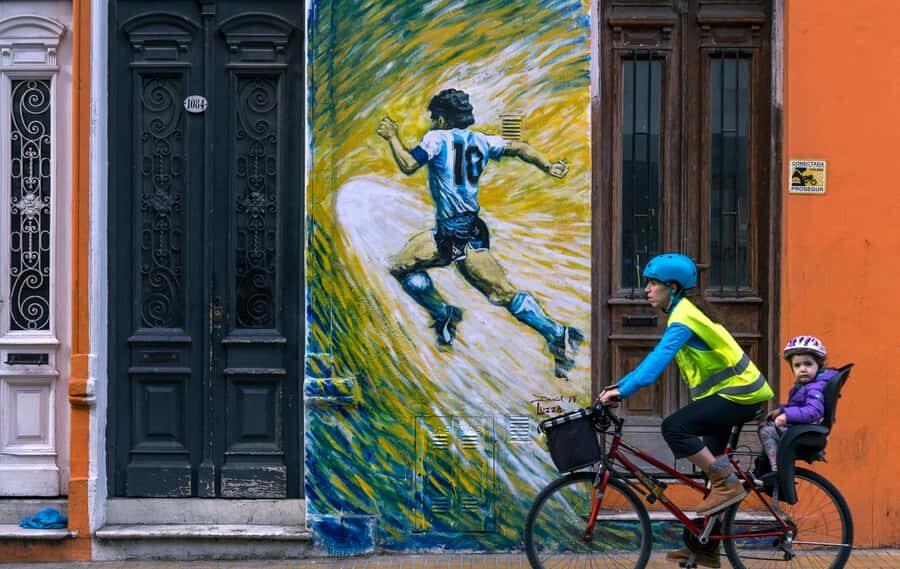 Buenos Aires: Private Photo Tour for Ammateur Photographers - A 3-hour private photo sprint through Caminito and San Telmo