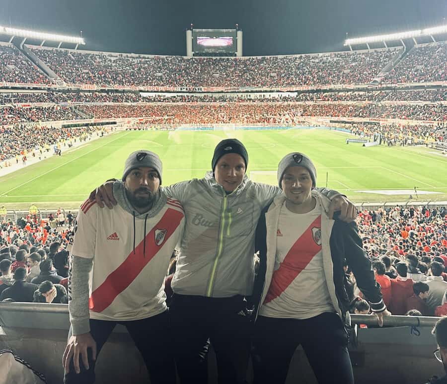 Buenos Aires: See a River Plate game with transport & local - Price and logistics: why $346 can be fair value