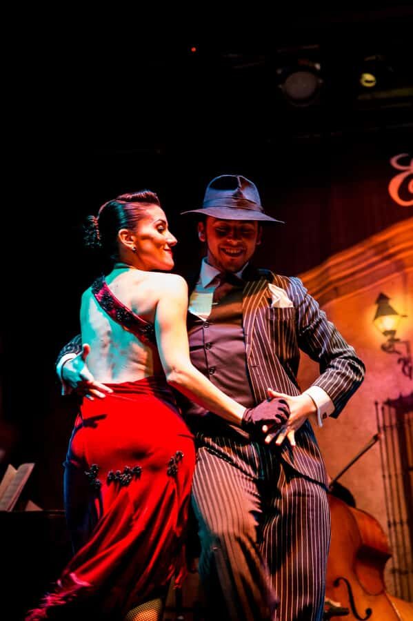 Buenos Aires: Tango - El Viejo Almacén! The first and most traditional show - Transfers: convenient pickup in Buenos Aires, limited to certain areas
