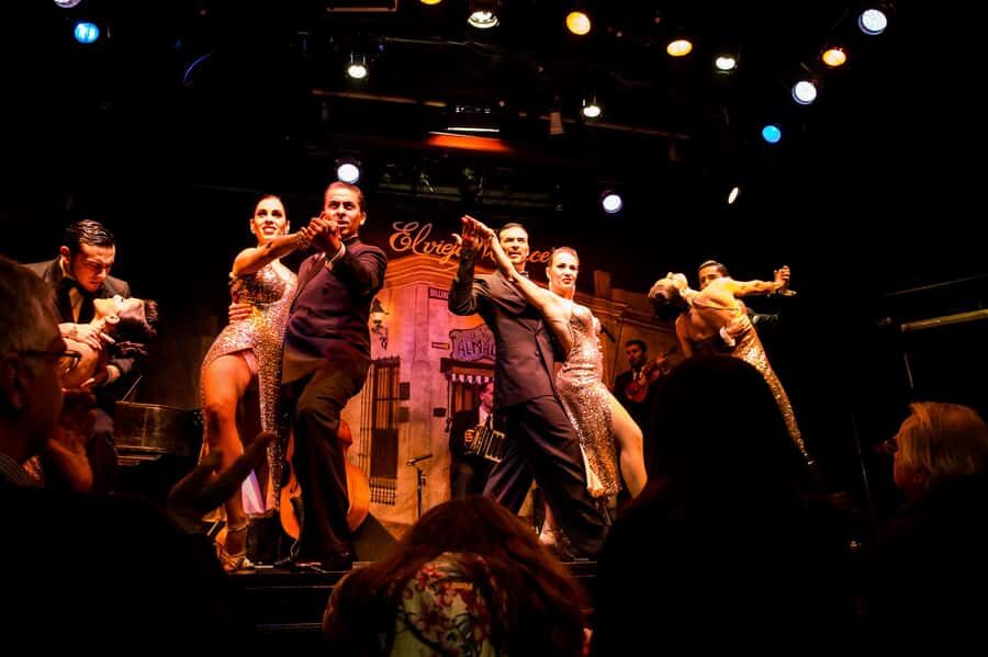 Buenos Aires: Tango - El Viejo Almacén! The first and most traditional show - The setting in San Telmo: historic building, intimate mood