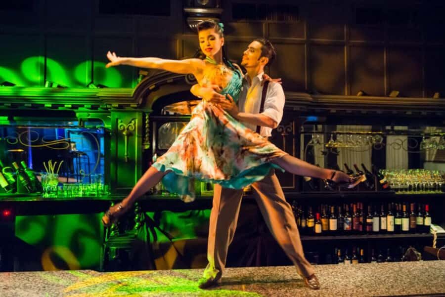 Buenos Aires Tango Show and Dinner in El Querandi - Timing and Seating: The Back of the Room Changes the Experience