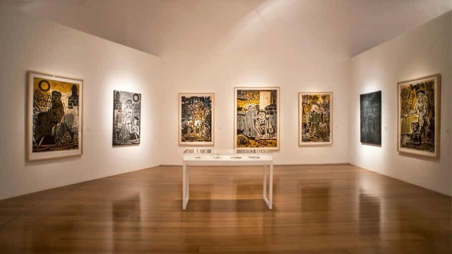 Buenos Aires: Walking City Tour with Colón Theater & Museums - Logistics That Affect Your Experience (Without Killing the Fun)