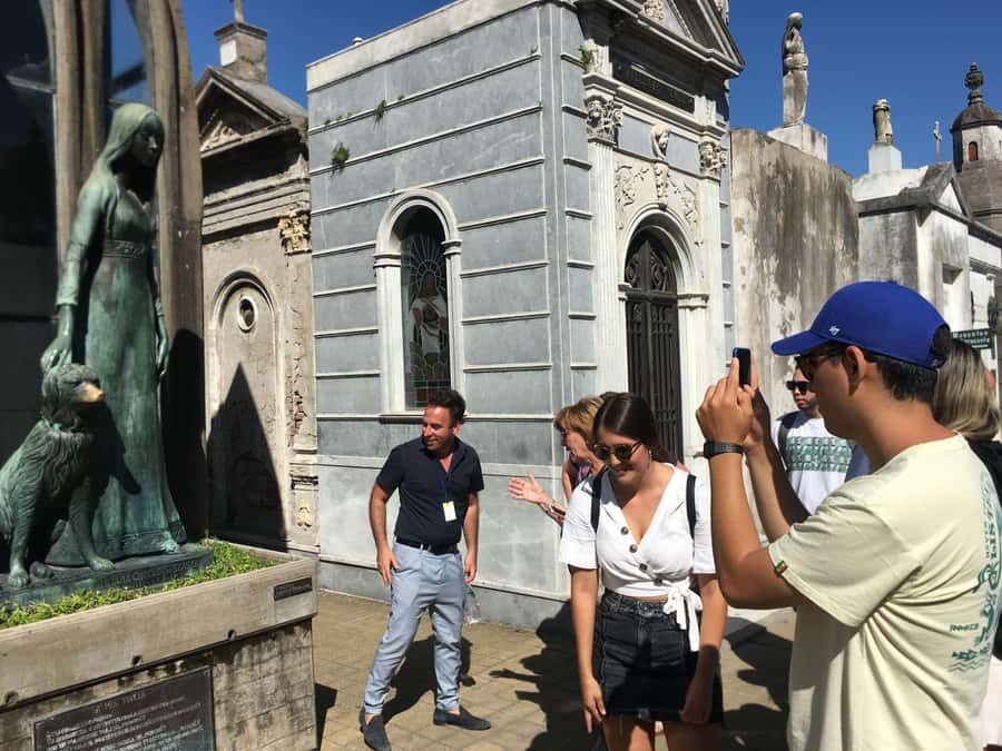 Buenos Aires:Small Group Tour AM & Sunset Open Bar Cruise PM - Key things to know before you go