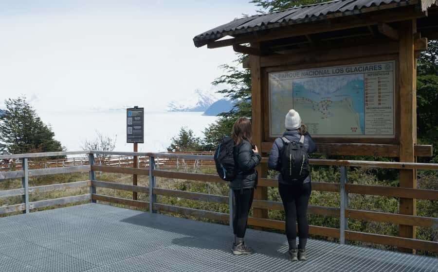 Calafate: Perito Moreno Glacier Guided Full-Day Tour - Curva de los Suspiros: your first panoramic reality check