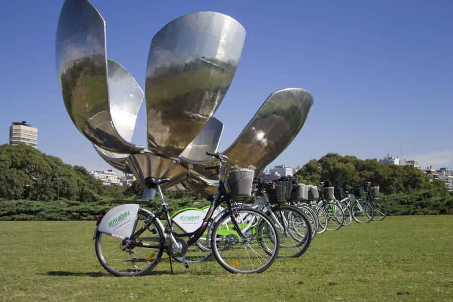 City Bike Tour in Palermo and Recoleta - Bosques de Palermo and the Rosedal Rose Garden: the outdoor reset you’ll feel