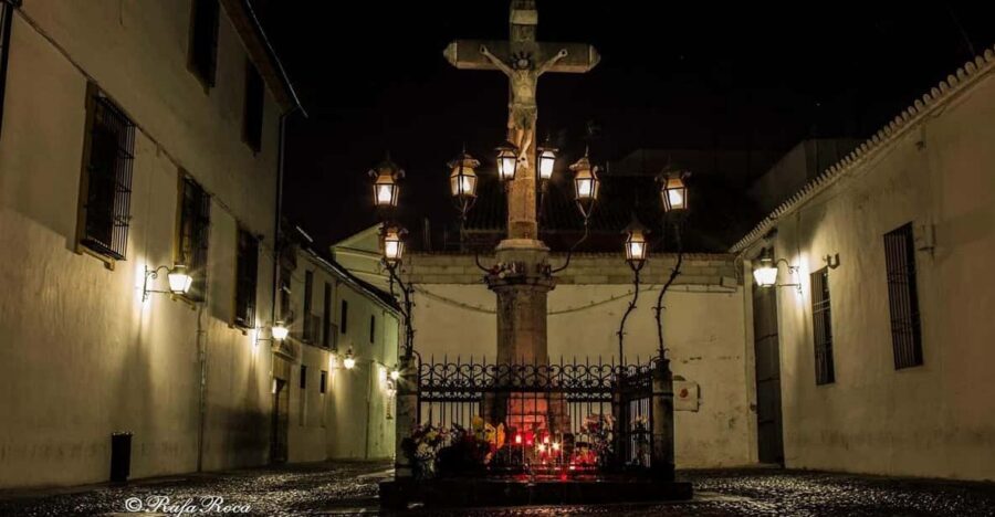 Cordoba at Night by Bike, Electric Bike - Bike vs Electric Bike vs Segway: Picking the Right Way to Glide