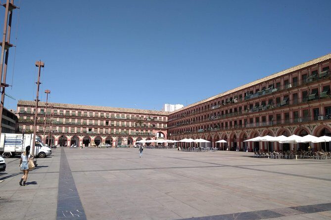 Córdoba Highlight Walking Tour - Stop 1: the fernandins churches and what they teach you to notice