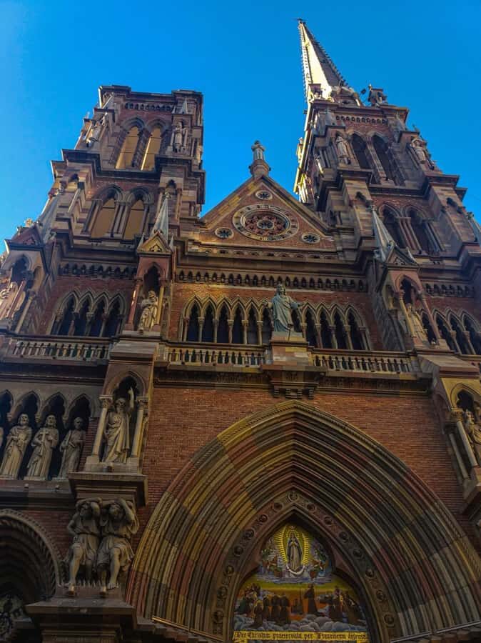 Cordoba Private City Tour - The Jesuit Compañía de Jesús block: history under the daily city