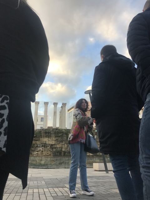 Córdoba: Tour of the three cultures to see the city in a day - Corredera Square: switching from ruins to everyday Córdoba