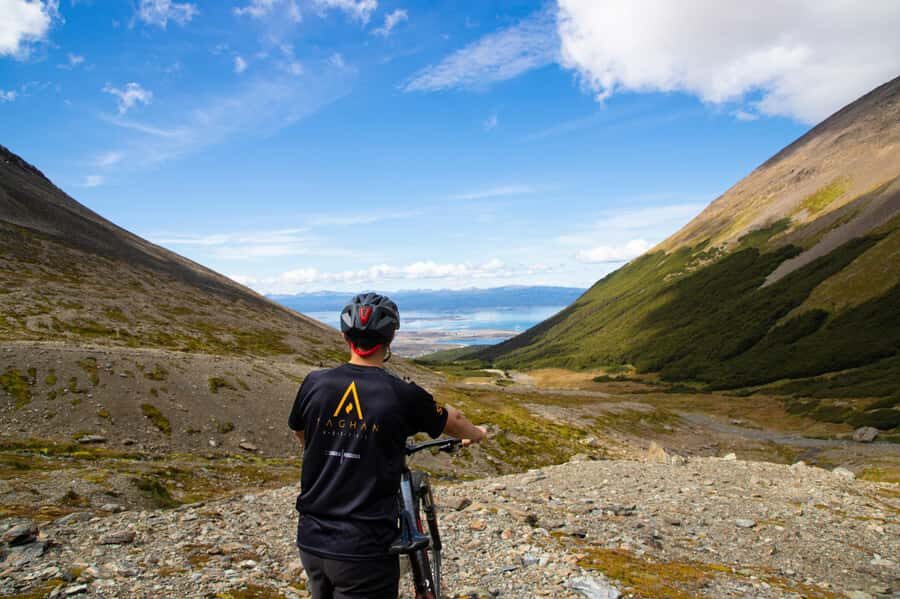E-BIKE Beagle Viewpoint - Meeting at Gdor. Deloqui 756 and your e-bike setup
