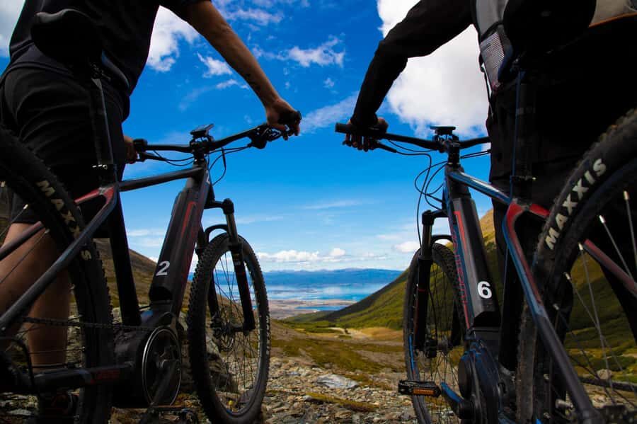 E-BIKE Beagle Viewpoint - Bahía Encerrada and the Beagle Channel warm-up