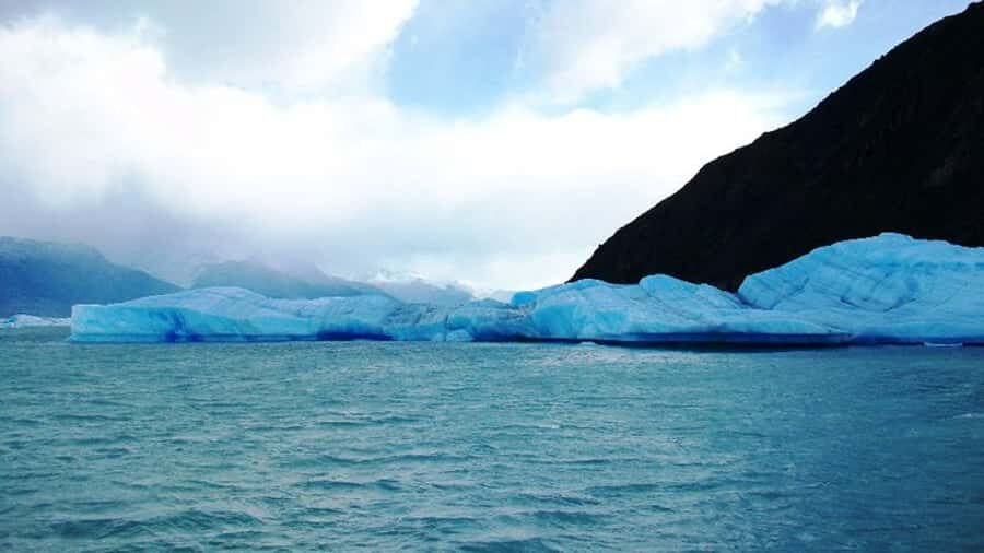 El Calafate: Lake Argentino Upsala Channel Glaciers Cruise - Upsala Channel: icebergs, the view, and the closeness question