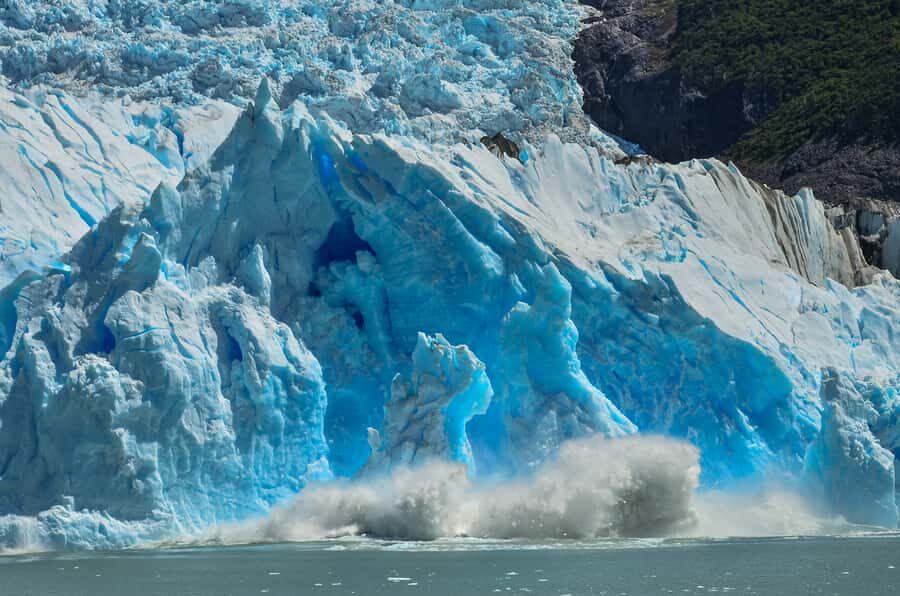 El Calafate: Lake Argentino Upsala Channel Glaciers Cruise - Spegazzini Base: the stop that changes everything