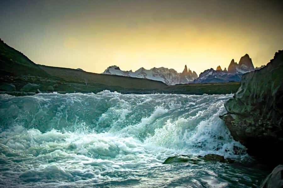 El Chalten: Rio de las Vueltas and Patagonia Rafting - The canyon section: where adrenaline shows up (and you paddle anyway)