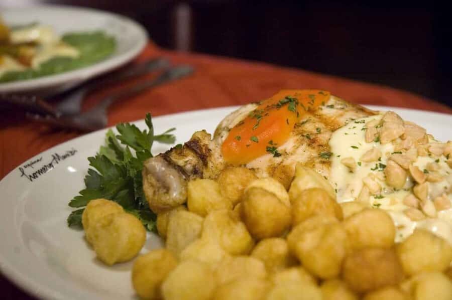 Esquina Homero Manzi Dinner and Tango Show - FAQ