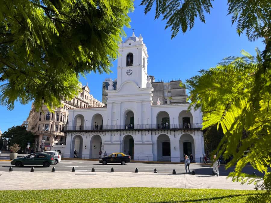 Exclusive Full-Day Private Tour in Buenos Aires - Caminito in La Boca: color, culture, and why this stop fits the day
