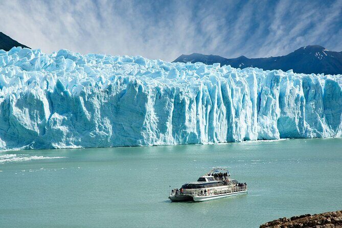 Excursion to the Perito Moreno Glacier, with guide and transfer to / from the hotel - What makes this glacier trip work so well