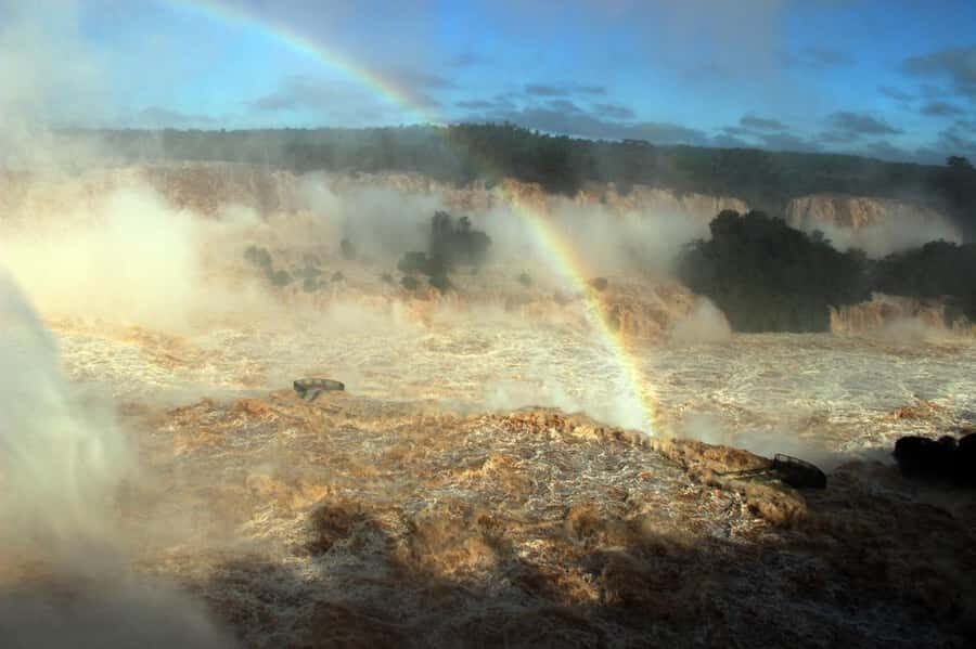 Foz do Iguaçu: Brazil/Argentina Sides Iguazu Falls Day Tour - Pickup, Van Rides, and Cross-Border Reality