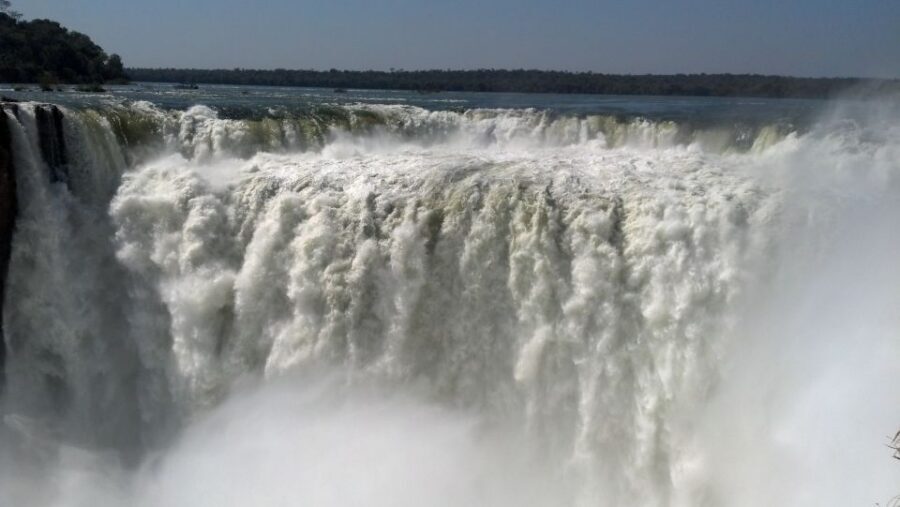 From Foz do Iguaçu: Iguazú Falls Boat Ride Argentina - Great Adventure by boat: the wet test (and why it’s the highlight)