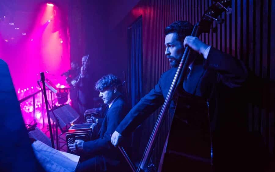 From Foz do Iguaçu: Madero Tango with dinner - The Casino Break at City Center: Short, Optional, and Included