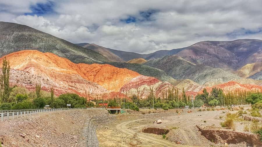 From Jujuy: Salinas Grandes, Purmamarca & Los Colorados Hike - The drive from Jujuy: Yala, Volcán, and Tumbaya along the way
