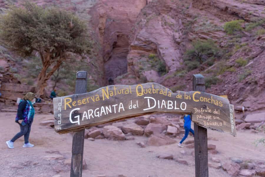 From Salta: The Calchaqui Valley Winery Tour in Cafayate - Entering Cafayate: Where Wine Culture Meets Big Valley Views