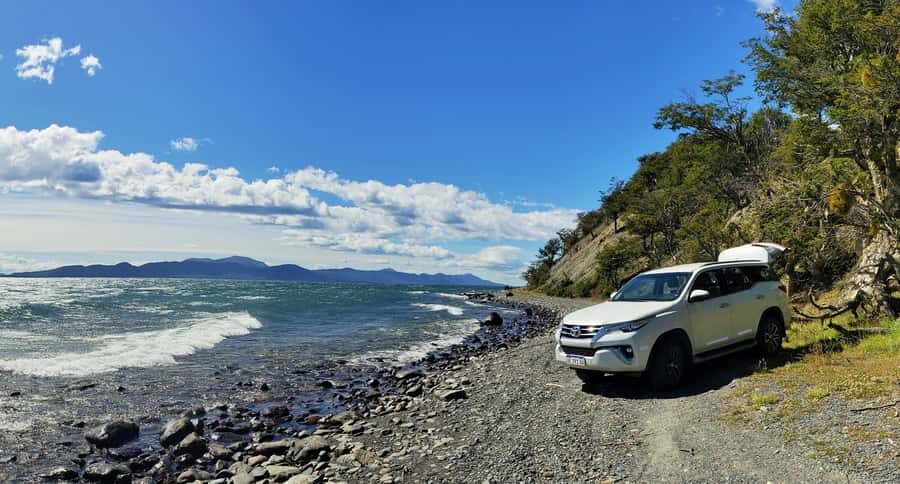 From Ushuaia: Private Fagnano Lake 4WD Tour - Coffee break with pastry and how it fits the day