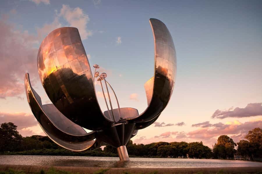 Full Day City Tour Buenos Aires, Recoleta Cemetery and Tigre - Puerto Madero: modern contrast without the heavy planning