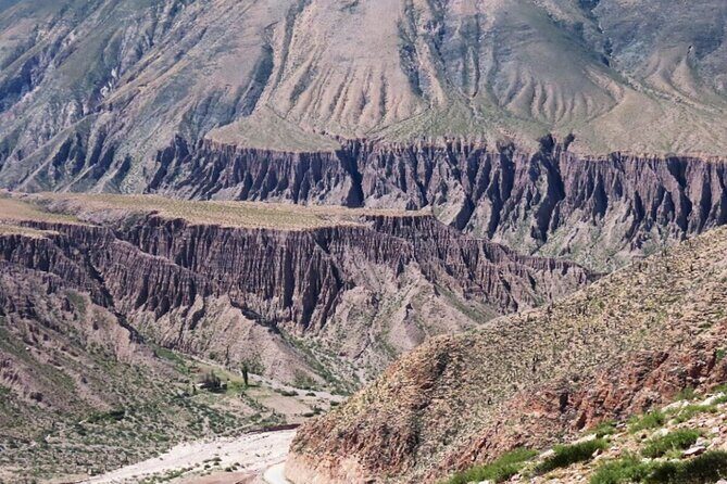 Full-Day Tour to Salinas Grandes and Purmamarca From Salta - Cuesta de Lipán: the winding high road at around 4,170 meters