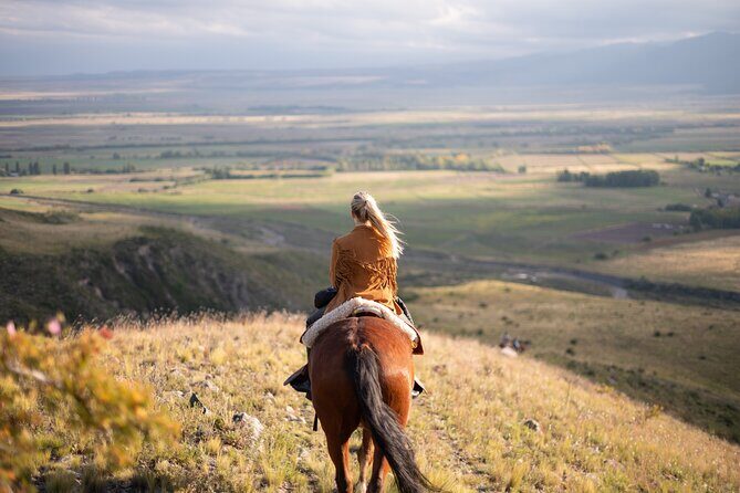 Horseback riding and barbecue in a private ranch - La Carrera, Mendoza - Empanadas, high-altitude wines, and Argentine roast lunch back at the ranch