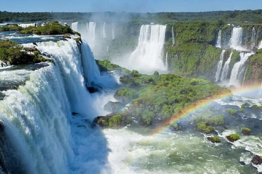 Iguazu Falls Argentinas Tour and Great Adventure Boat Tour - Why Iguazú Falls from the Argentine side is worth the trip