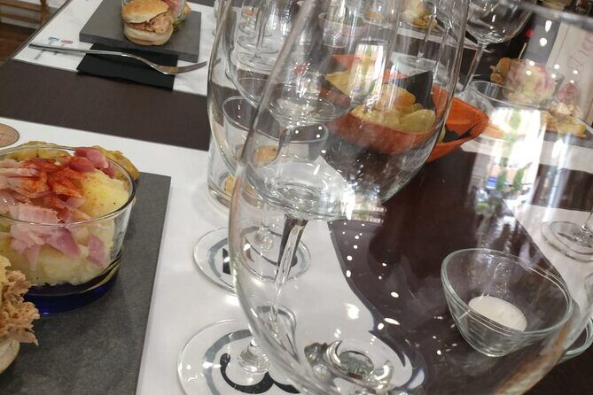 Indulge in Cordoba: Local Wines & Tapas Tasting - A cozy Córdoba tasting, not a big production