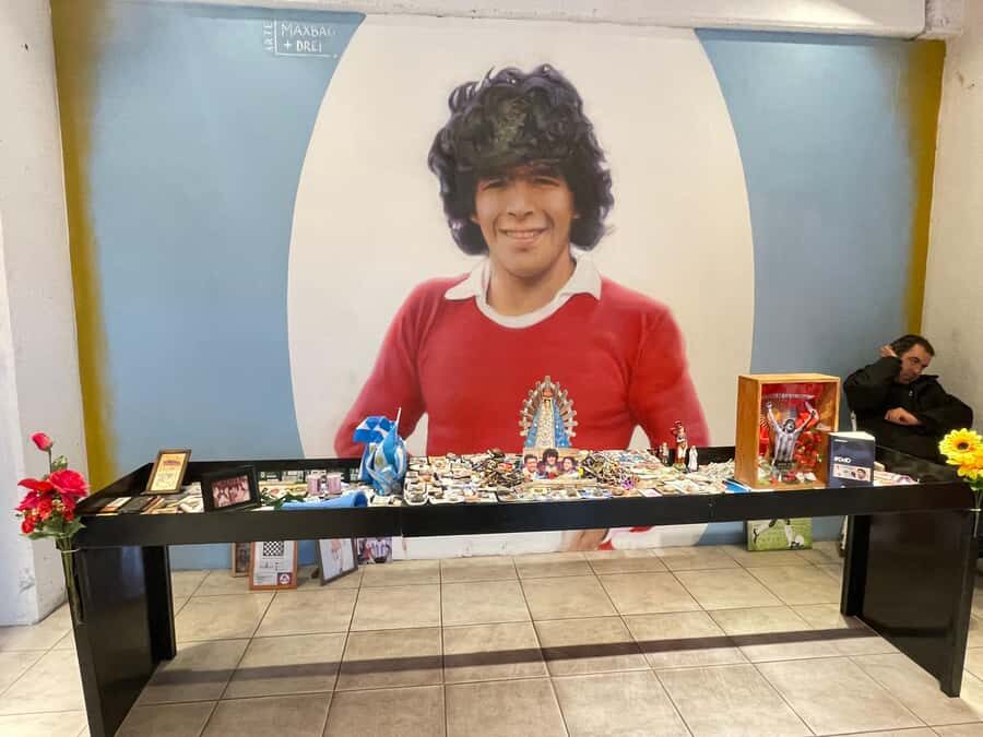 Maradona Tour: Murals, Chapel, Stadium, Museum, Casa D10S - La Casa de D10S: seeing his humble beginnings up close