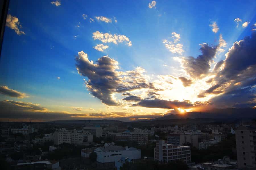 Mendoza: City tour with visit to General San Martin Park - A tight Mendoza loop with real story behind the sights